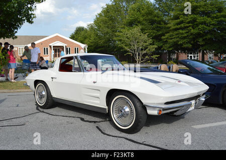 Ein 1963 geteilten Fenster Corvette Stingray Auto. Stockfoto