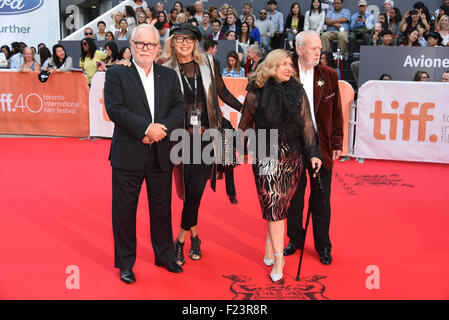 Toronto, Ontario, Kanada. 10. Sep, 2015. (L-R) TIFF-Mitbegründer HENK VAN DER KOLK, YANKA VAN DER KOLK, SARI RUDA MARSHALL und TIFF-Mitbegründer WILLIAM MARSHALL besuchen Fox Searchlight "Abriss" Toronto International Film Festival-Gala-Präsentation auf Roy Thomson Hall in Toronto, Kanada. Bildnachweis: Igor Vidyashev/ZUMA Draht/Alamy Live-Nachrichten Stockfoto