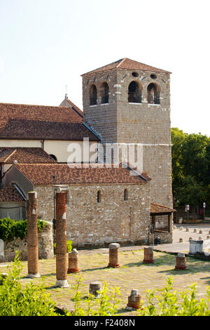 St. Giusto Kathedrale und römische Ruinen, Triest Stockfoto