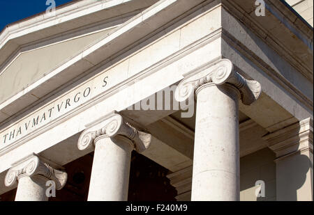 Detail der Kathedrale von St. Antonio, Triest - Italien Stockfoto