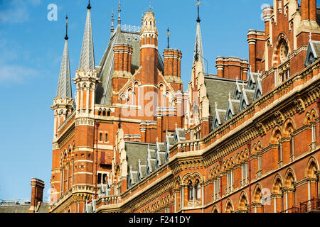 St Pancras Bahnhof Euston Road, London, UK. Stockfoto