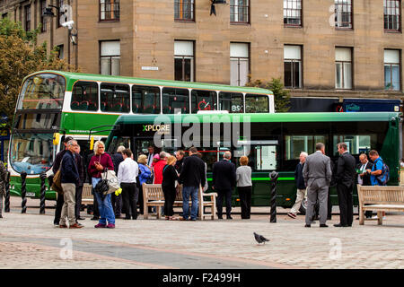 Dundee, Tayside, Scotland, UK, 11. September 2015. Xplore Dundee New City-Bus-Service wird auf 13. September 2015 im Einsatz sein. Xplore Dundee ist Teil der National Express Group ein neues Dundee öffentliches Verkehrsmittel mit einer neuen Flotte von Bussen für die Stadt werden. Bildnachweis: Dundee Photographics / Alamy Live News. Stockfoto