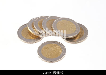 Nahaufnahme Foto der beiden Euro-Münzen auf einem weißen Hintergrund. Stockfoto
