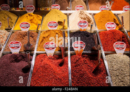 Türkei, ISTANBUL: The Spice Bazaar in Istanbul, Türkei ist einer der größten Märkte in der Stadt. Stockfoto
