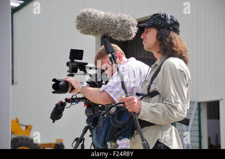 Kameramann und Ton Tonmeister bei der Arbeit Stockfoto