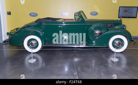 1939 Packard Super 8 Cabrio Coupe, auf dem Display an der amerikanischen Auto-Museum, Tacoma, Washington. 9 Mai 2015. Stockfoto