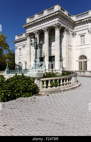 Marmor-Haus, "Sommerhaus" Alva und Wiliam K. Vanderbilt in Newport, RI, USA. Stockfoto