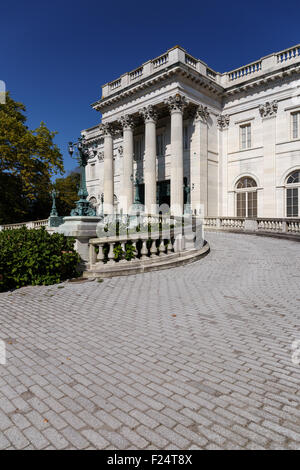 Marmor-Haus, "Sommerhaus" Alva und Wiliam K. Vanderbilt in Newport, RI, USA. Stockfoto