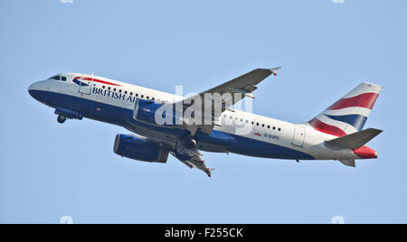 British Airways Airbus A319 G-EUPC vom Flughafen London Heathrow LHR Stockfoto