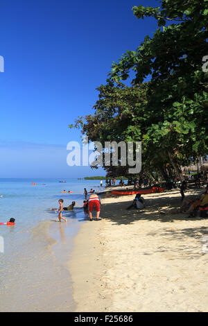 Insel-Hopping in der Honda Bay - Palawan Stockfoto