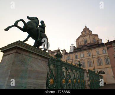 Reiterdenkmal, Piazza Castello in Turin - Italien Stockfoto