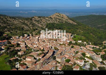 Frankreich, Var, Massif des Maures, La Garde-Freinet (Luftbild) Stockfoto