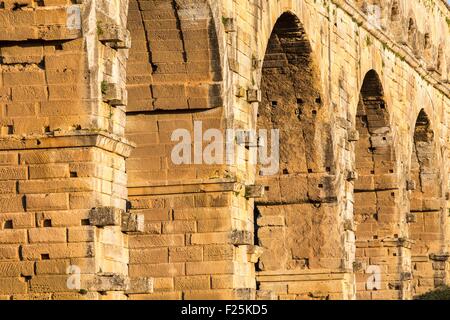 Frankreich, Gard, der Pont du Gard Weltkulturerbe von UNESCO, große Seite von Frankreich, römische Aquädukt aus dem 1. Jahrhundert welche Schritte über dem Gardon Stockfoto