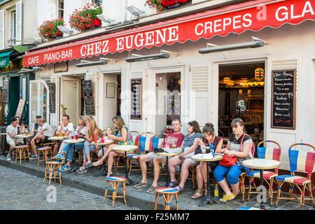 Frankreich, Paris, Montmartre und die Place du Tertre, Restaurant Chez Eugene Stockfoto