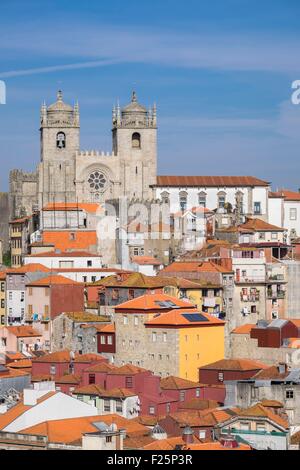 Portugal, Nord Region, Porto, Altstadt als Weltkulturerbe der UNESCO, Blick vom Aussichtspunkt Vitoria, Kathedrale im Hintergrund aufgeführt Stockfoto