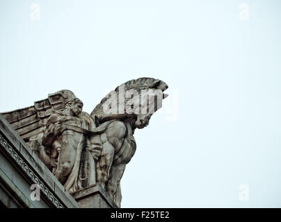 Statue von Hauptbahnhof, Mailand - Italien Stockfoto