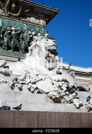 Denkmal der Löwe von Vittorio Emanuele II in Mailand - Italien Stockfoto