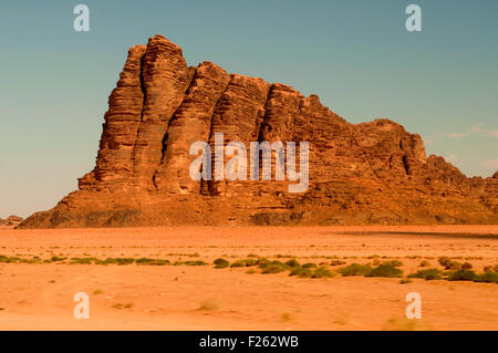 Sieben Säulen der Weisheit Berg in Wadi Rum, Jordanien Stockfoto