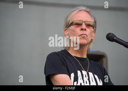 LINCOLN, CA - 11.September: Keyboarder Michael Wilk von Steppenwolf führt im Thunder Valley Casino Resort in Lincoln, Cali Stockfoto