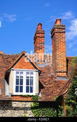 Hübsche Ziegel und Feuerstein Hütten mit Gauben, Hambledon, Oxfordshire, England, Vereinigtes Königreich, West-Europa. Stockfoto