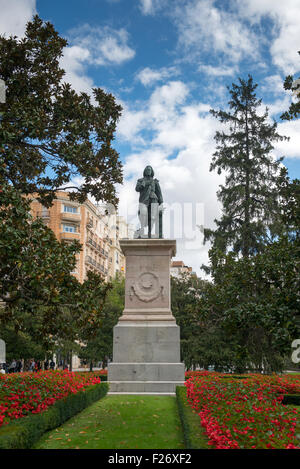 Statue von Bartolome Esteban Murillo - spanischen Barock Maler in Madrid, Spanien Stockfoto