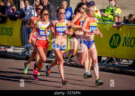 Newcastle, UK. 13. September 2015. Gemma Steel konkurriert in 2015 große Norden laufen Credit: Thomas Jackson/Alamy Live News Stockfoto