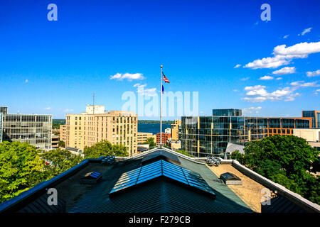 Blick über Madison von der Spitze des Wisconsin State Capitol building Stockfoto