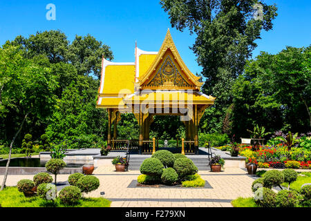 Der Goldene Thai Pavillon Bei Olbrich Botanical Gardens In Madison