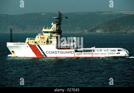AJAXNETPHOTO. 2003. PLYMOUTH, ENGLAND. -MCA ETV - ANGLIAN PRINCESS, EIN 180 TONNE CHINESEN GEBAUT ZERREN AN DER UK MARITIME COASTGUARD AGENCY GECHARTERTEN AUF PATROUILLE VOR DER SÜDKÜSTE. EINE SCHWESTER-SCHIFF GING AUF DIE HILFE VON DER KANADISCHEN U-BOOT-CHICOUTIMI, DIE ON-BOARD-GROßBRAND IM ATLANTIK ERLITTEN. FOTO: JONATHAN EASTLAND/AJAX REF: 309311 35 Stockfoto