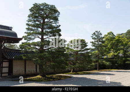 Steingarten, Tenryuji Tempel. Tenryuji ist der Kopf Tempel des Ortsverbandes Tenryu des Rinzai Zen Buddhismus, befindet sich im Susukinobaba- Stockfoto