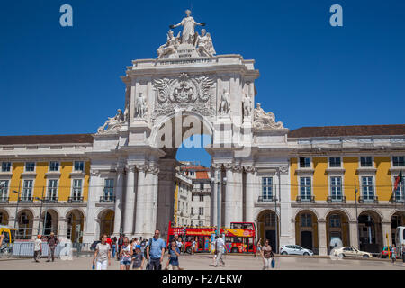 Arco da Rua Augusta, der Triumphbogen auf Commerce-Platz in Lissabon, Portugal Stockfoto