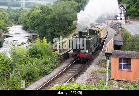 Vintage Dampfmaschinen nehmen Teil an einem Gala-Wochenende - Llangollen, Wales. Stockfoto