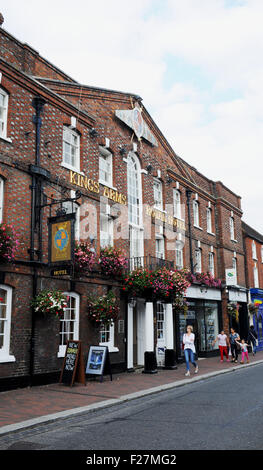 Godalming, Surrey UK - das Kings Arms Royal Hotel in der High Street Stockfoto