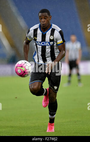 Rom, Italien. 13. Sep, 2015. Serie A Fußball. Lazio gegen Udinese. Duvan Zapata in Aktion für Udinese Credit: Action Plus Sport/Alamy Live News Stockfoto