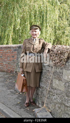 Schüren Sie Bruerne, Dorf im Krieg 1940-Re-Enactment. Armee Reenctor. © Scott Carruthers / Stockfoto