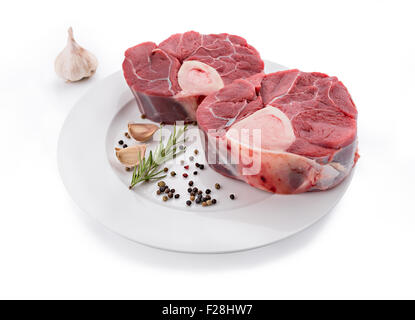 Rohe Kalbshaxe OssoBuco dafür Stockfoto