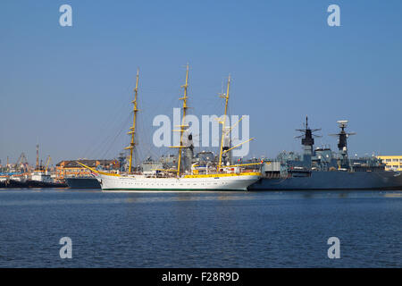 Brice Mircea rumänischen Militär Marine Schulschiff angedockt im Handelshafen Kai von Constanta Stockfoto