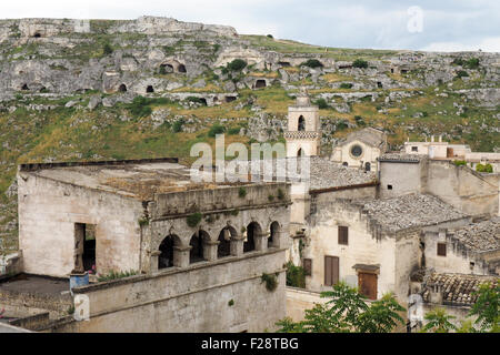 Sasso Caveoso, Kirche von San Pietro Caveoso und dem Parco della Murgia Materana. Stockfoto