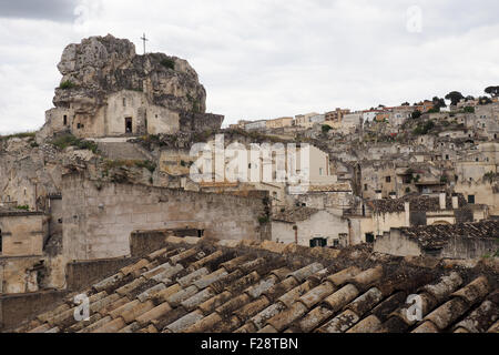 Karstschluchten Kirche und das Panorama der Sasso Caveoso, Matera, Basilikata, Italien. Stockfoto