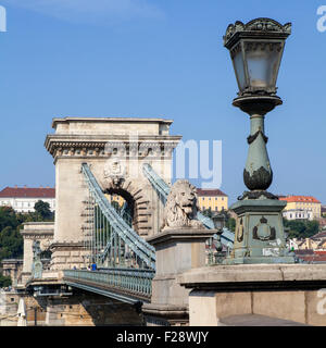 Die herrlichen Kettenbrücke in Budapest, Ungarn. Stockfoto