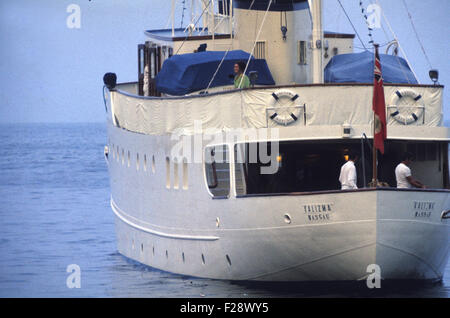 Elizabeth Taylor an Bord der Luxus-Yacht, die Kalizma für sie von Richard Burton 1969 kaufte abgebildet aus Monte Carlo Stockfoto
