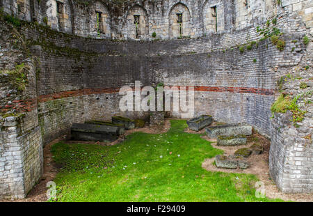 Die Überreste des antiken Multangular Tower in York, England.  Der Turm war ursprünglich der Nordwestecke des Roman L Stockfoto