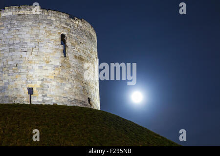 Die herrlichen Clifford Tower in York, England. Stockfoto