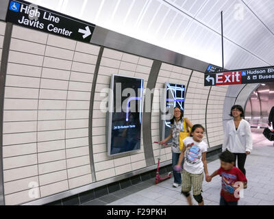 34th Street-Hudson Yards u-Bahnstation, NYC, USA Stockfoto