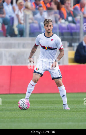 Armando Izzo (Genua), 12. September 2015 - Fußball / Fußball: italienische "Serie A" match zwischen ACF Fiorentina 1-0 Genoa CFC im Stadio Artemio Franchi in Florenz, Italien. (Foto von Maurizio Borsari/AFLO) Stockfoto