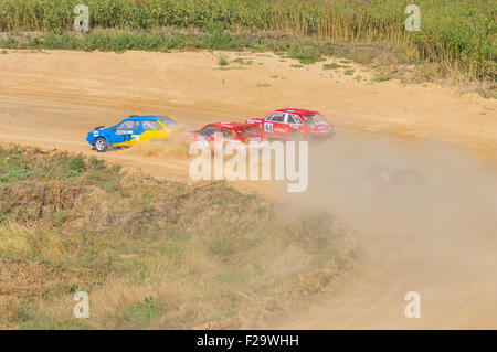 Dnepropetrovsk, Ukraine. 13. September 2015. Sollbruchstelle im Oldtimer Runde während Ukrainisch Autocross Meisterschaft am 13. September 2015, Dnepropetrovsk, Ukraine Credit: Jurij Krawtschenko/Alamy Live News Stockfoto