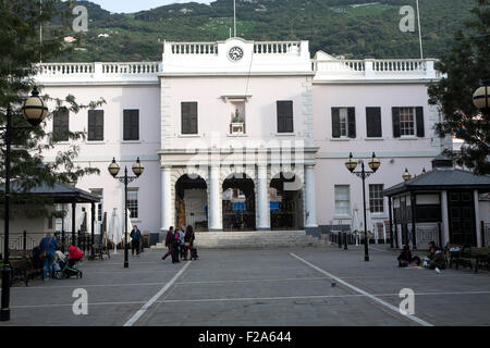 John Mackintosh Square und Parliament House Gebäude, Gibraltar, Britische überseegegend in Südeuropa Stockfoto