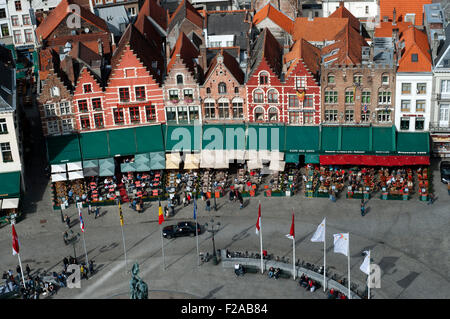 Brügge Markt Luftaufnahme Aussicht. Dem Markt Marktplatz, Blick vom Glockenturm Brügge, das Venedig des Nord-West-Flandern-Belgien Stockfoto