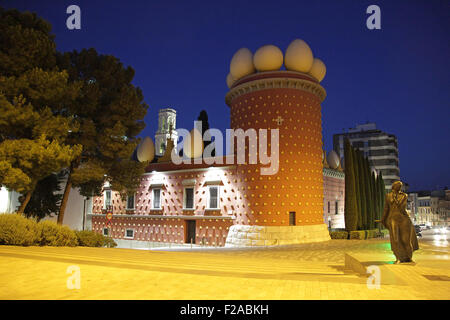 Das Dalí Theater und Museum Teatro Museo Dalí.Salvador Dalí.in Figueres Catalonia Spain.Dali ist dort in einer Krypta begraben Stockfoto