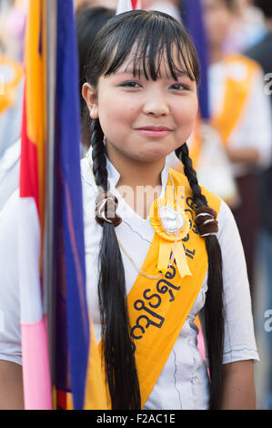 Porträt eines jungen burmesischen Mädchens - Yangon, Myanmar Stockfoto